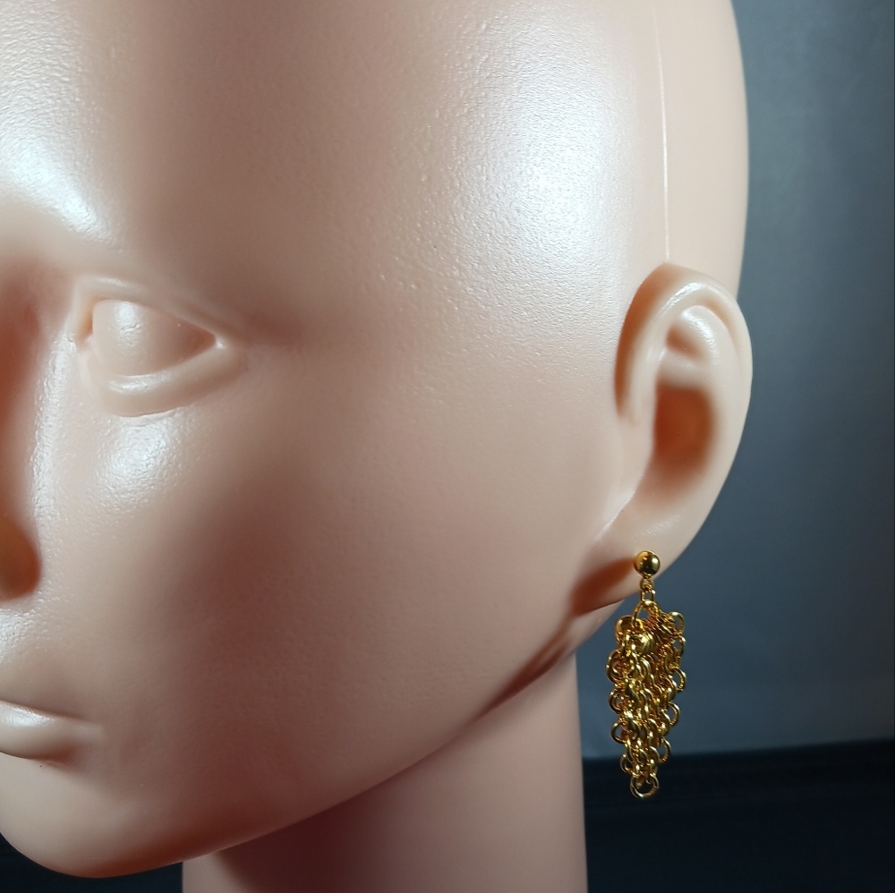 AVON Gold Circle Layer Shake Earrings Retro Jewelry